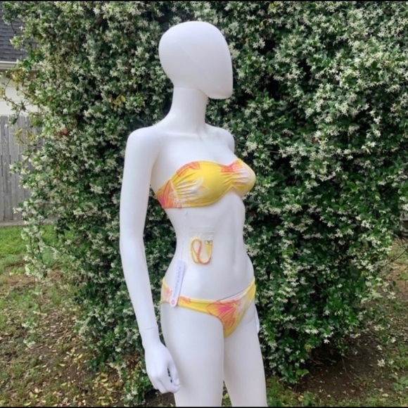 💋NWT SISSTREVOLUTION 2 Piece Floral Print Bandeau Hipster Bikini Size XS - Picture 2 of 10